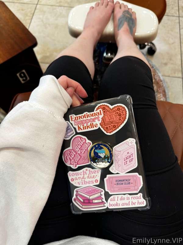 i just had the most sensual life altering foot massage of my..