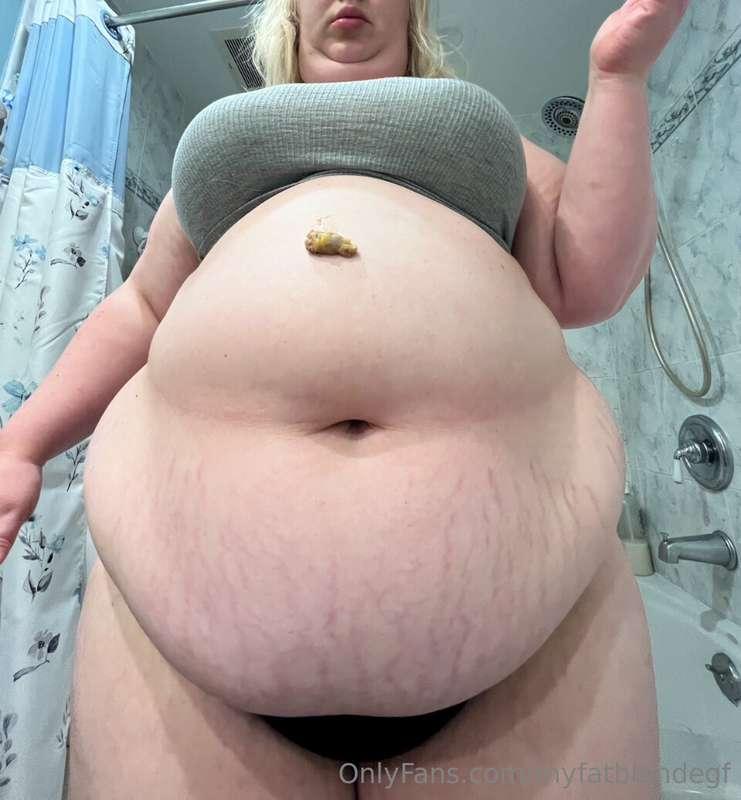 myfatblondegf image #0