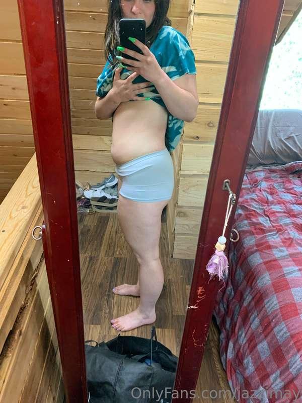 In honor of it being Mother’s Day, watch my belly grow 😌