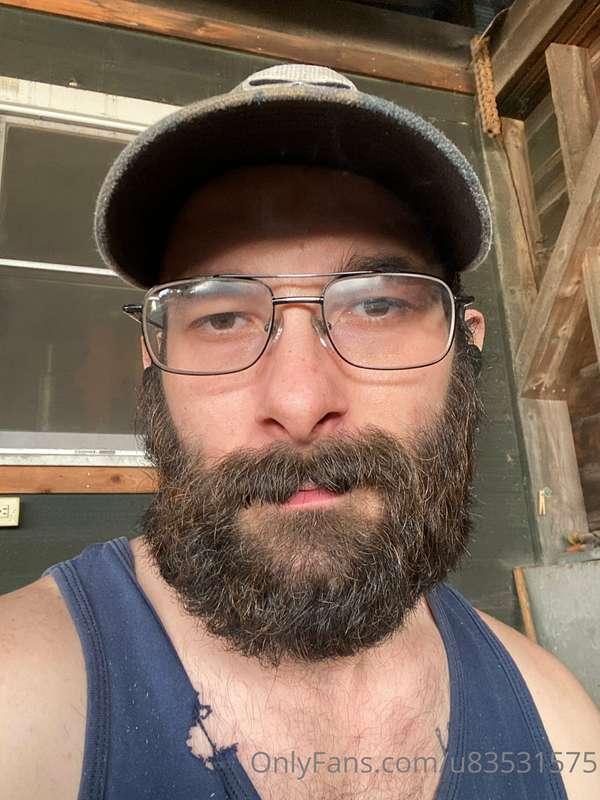 At work ready to go home who wants to come cuddle