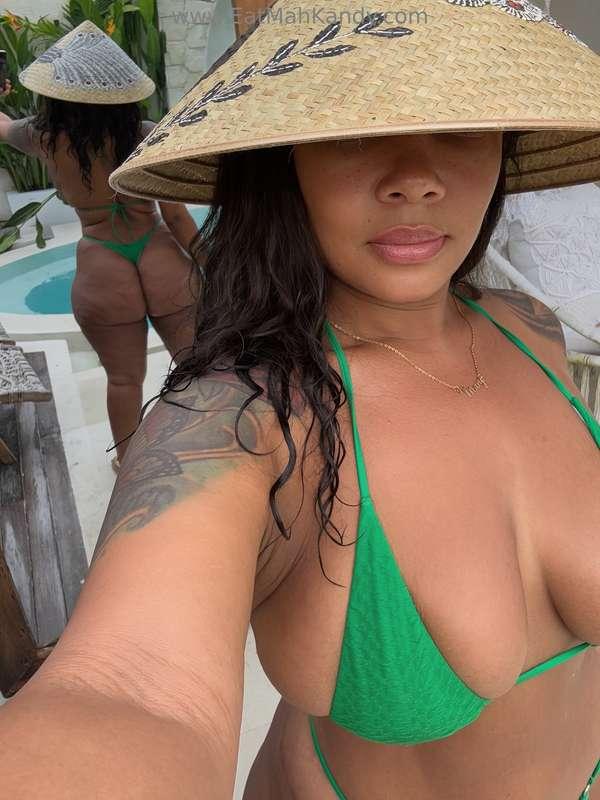 Hi bae 💋