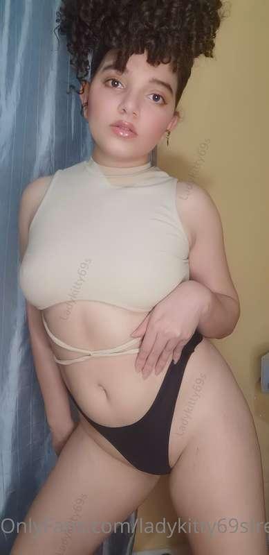 Enjoy my beauty daddy...