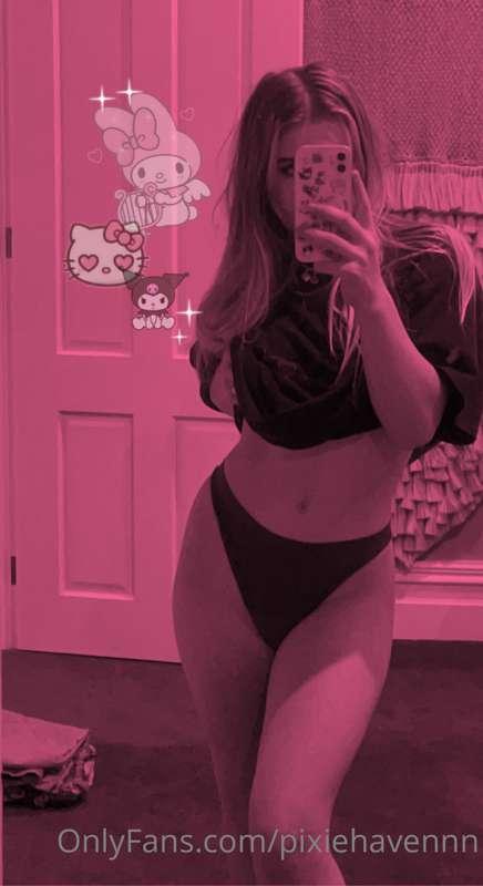 is anyone online to please me? 😌✨
