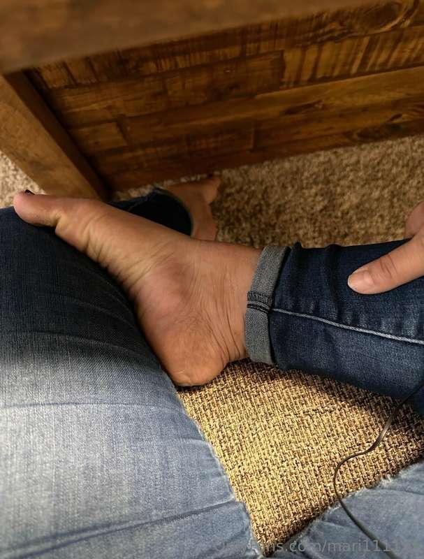 Wfh Friday 🩵 My sweet feet are way overdue for a massage and..