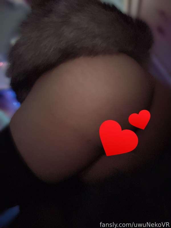 Would you breed the Neko boifu uwu~? 💕

Links~ linktr.ee/nekoyaki

#VR #hentai #anime #Vtuber #femboy #lewdtuber #ass #booty #fyp #irl 