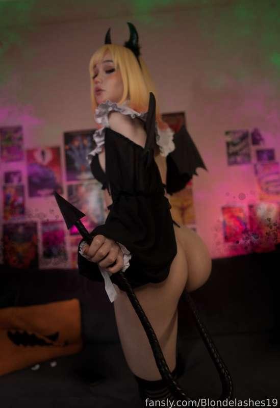 blondelashes19 image #17