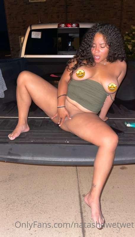 SEXY NAUGHTY VLOG CUMMING TONIGHT!!! Be on the look out!!!