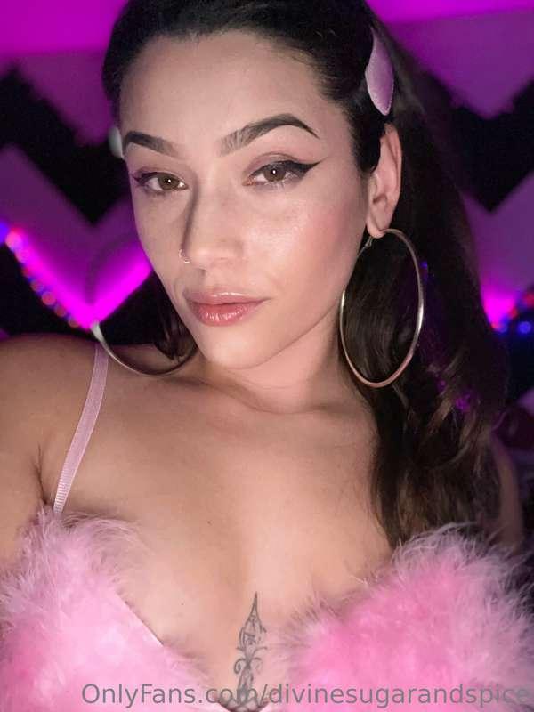 You’ll never guess my favorite color...🤭💕
