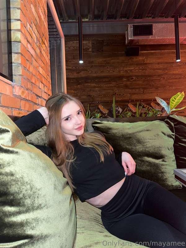 As you can see, tights and tops are my favorite outfit 🤍I th..