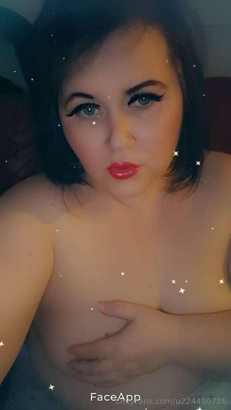 Wanna see these? Xx