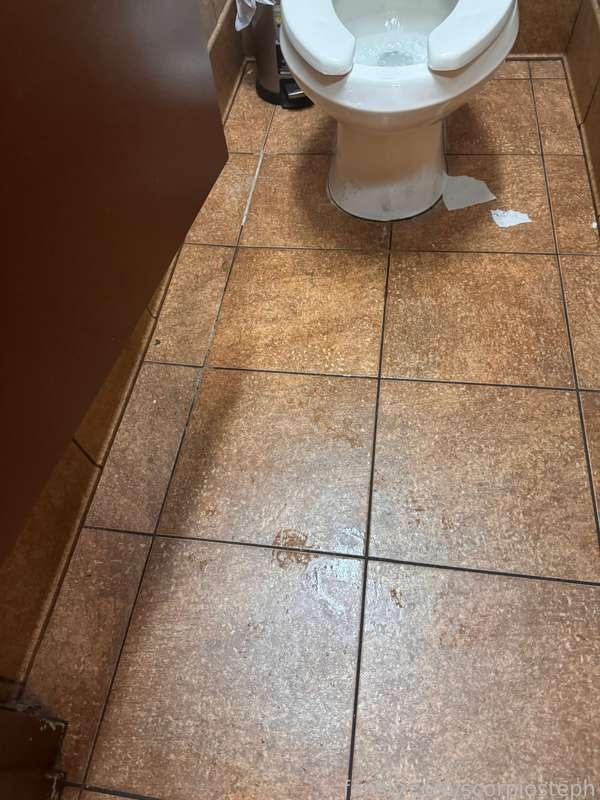 Hey! I’ll get to all my messages when I can taking a little down time…:. Don’t worry you know I’ll record and #pee myself #realaccident already occurring a lot…. Here’s my first #accident in a #publicbathroom #publicrestroom 😳🤗 #messyfloor #wet #toilet seat #wetting #omo #omorashi enjoy this MASSIVE #wetspot 