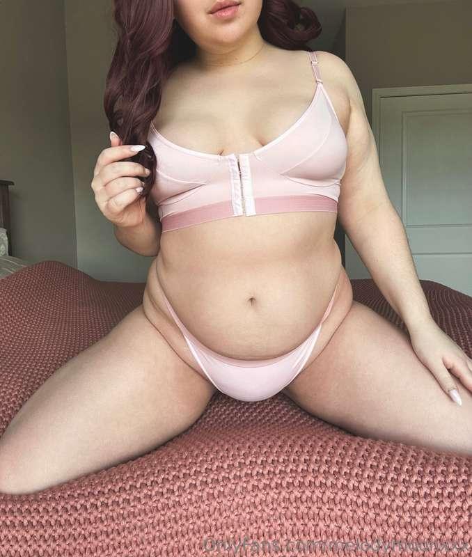 I'll give you an online girlfriend experience you'll never f..