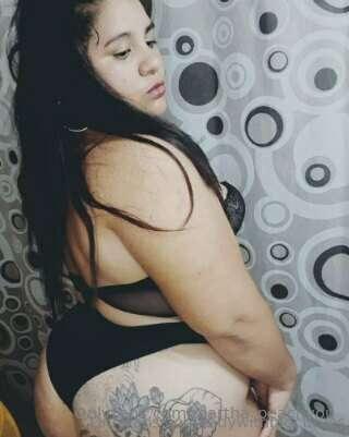 @ladywithbigcurves
👰‍♀️ Virtual girlfriend 
💌 S3xting/ 📞Vc
😈..