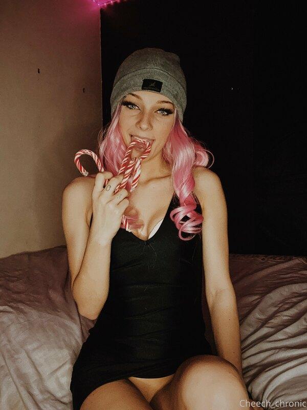 ?Merry Christmas, you filthy animal ? (unlock to see my teta..