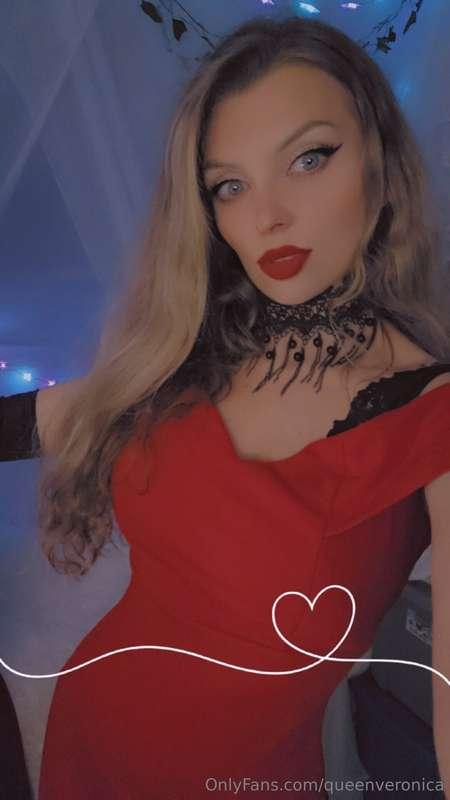 queenveronica image #6