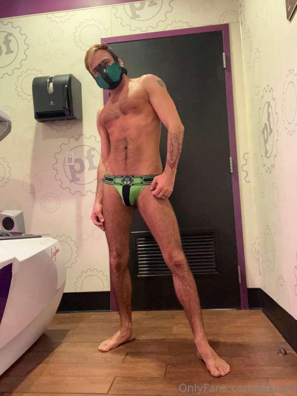 Hump day. Let’s get to humping 