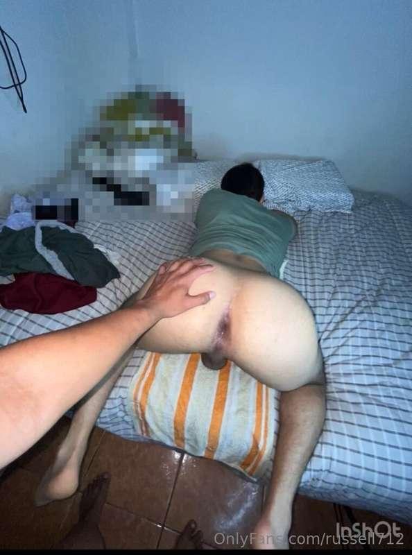 Rico culo el que me comí, tenerlo en 4 era una vista delicio..