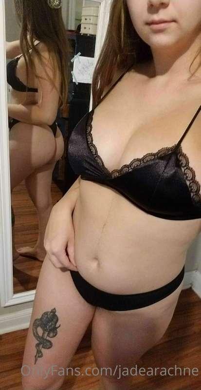 check your private messages for something really hott 🔥🥵