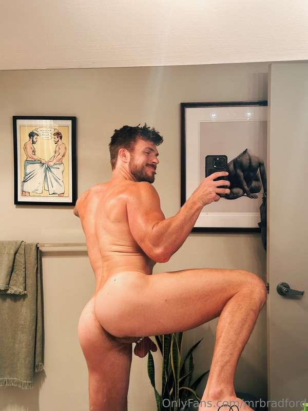 Have a shoot this Saturday, and the photographer was asking ..