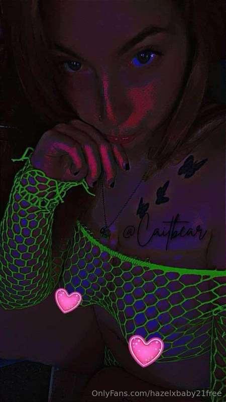 🟢ONLINE NOW🟢@Caitbear • @CaitbearTeasers FREE DICK RATE when..