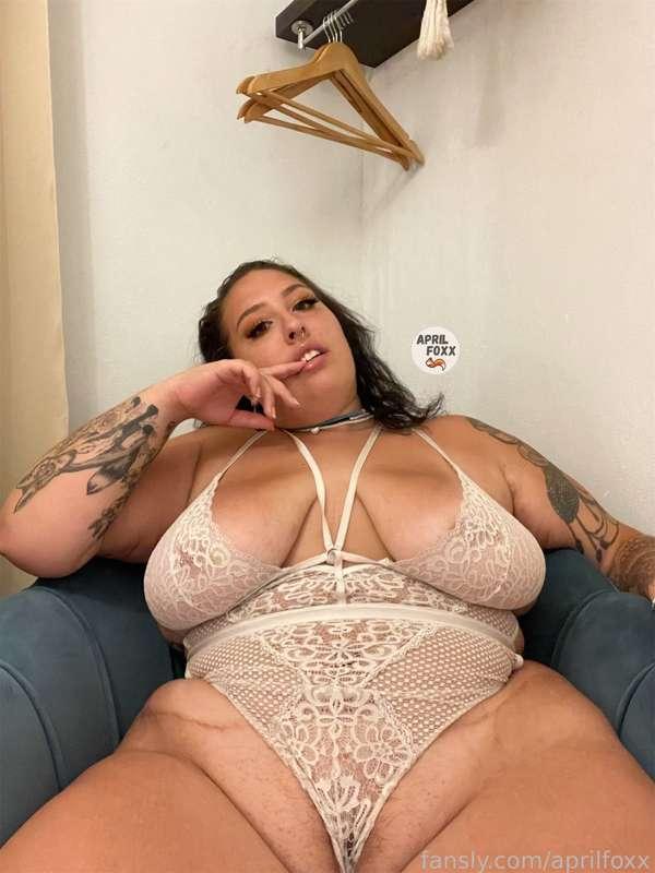 what's your favorite content of mine?

#nudes #sextapes #sexting #videocalls #pussy #brunette  