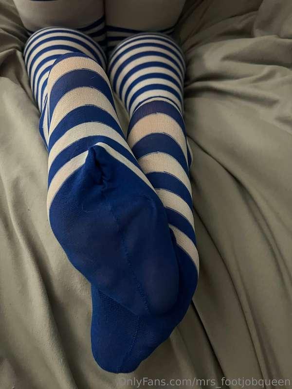 mrs_footjobqueen image #4