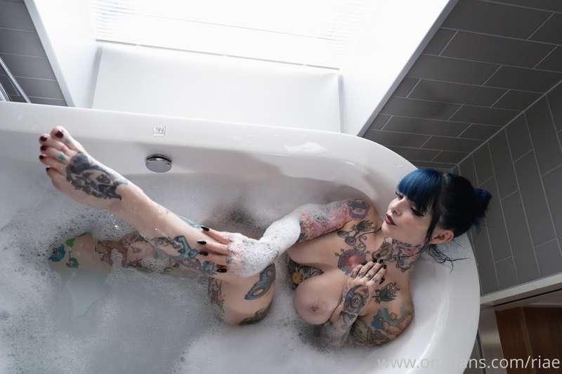 riae_ image #10