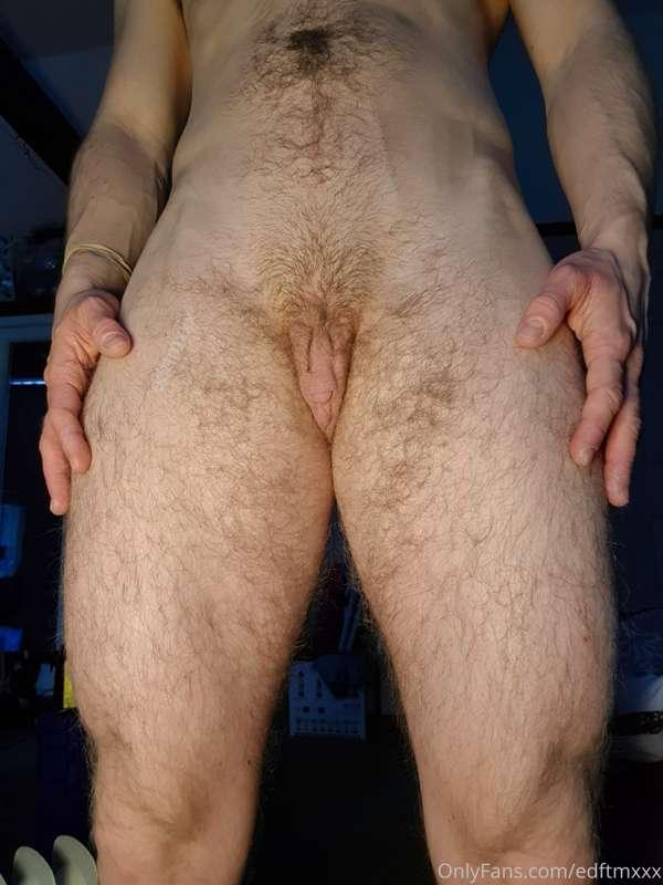 Pussy 🐈& ass🍑

I'd love a tongue in both🤤