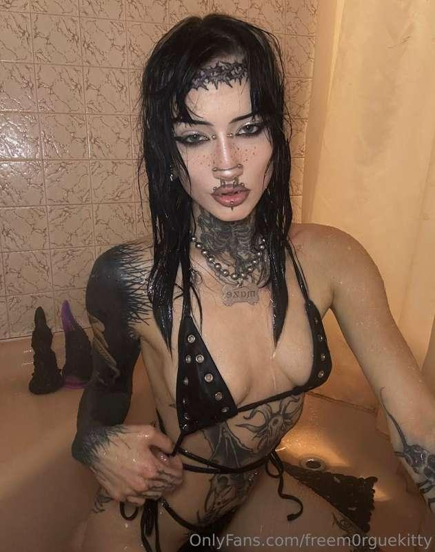 new video coming soon 🫶🏻 who wants to buy me coffee? 🥹💘