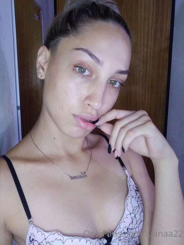 Don't you want me to show you everything I can do with my mo..