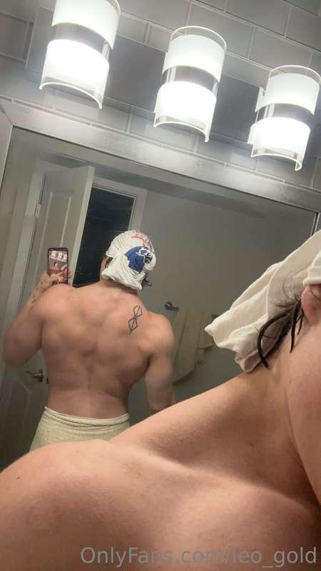 Just got back from the gym who wants to have some fun 😉