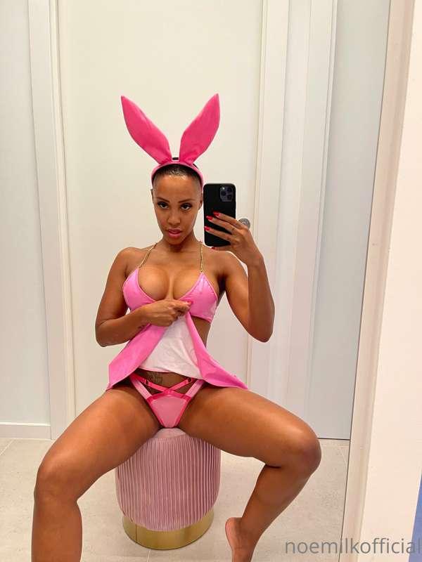 Do you want my pussy in your face? Come and get it!! 😈🥵🔥