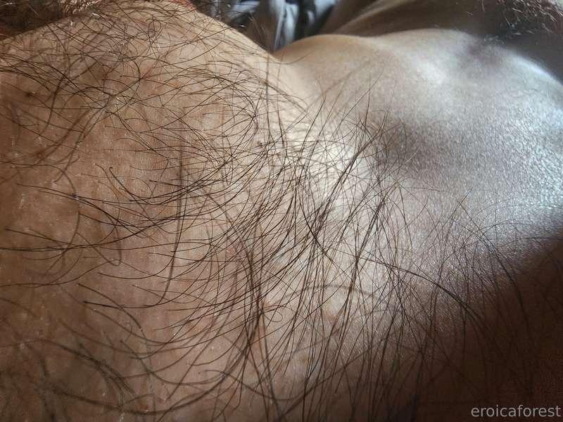 I love the way my chest hair looks waaaay up close like this..