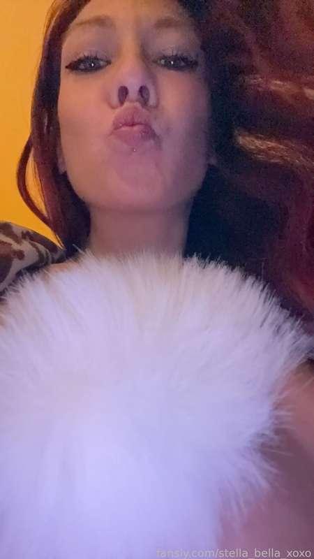 Gooood night kisses from me and my fluffy tit 😘

Will answer all messages tomorrow when I’m up. I got a little carried away playing and need to catch some sleep cos I’m up early 💤

My ass really got fucked tonight tho 🥵 wow! Kitty ain’t complaining either 😏

Have hot and horny dreams with yours truly in them 😘😘