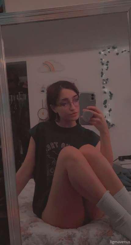 need someone to rail the absolute shit out of me rn :/