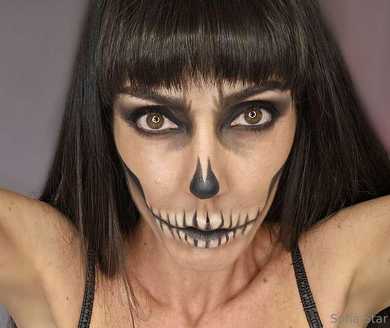 Halloween mode 🎃🦇