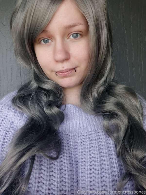 It's officially sweater weather here 🥰