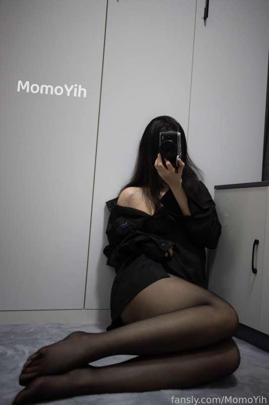 momoyih image #1