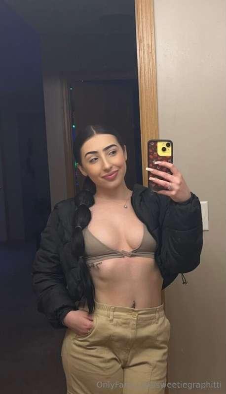 Who wants to start off the week right? 😘