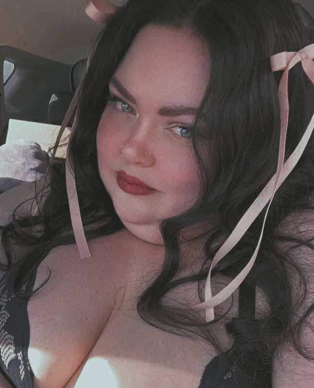 tell me i'm your baby 💖