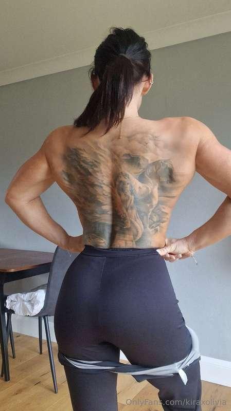 Muscles that command respect 😏🙉😈