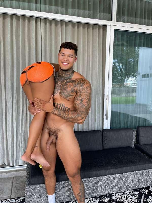@jaadenkyrelle