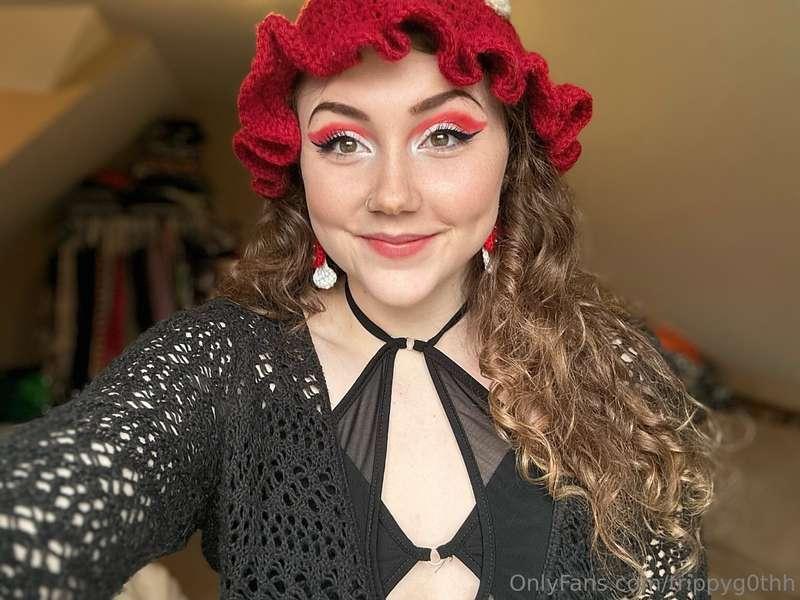 🖤🍄🖤🍄