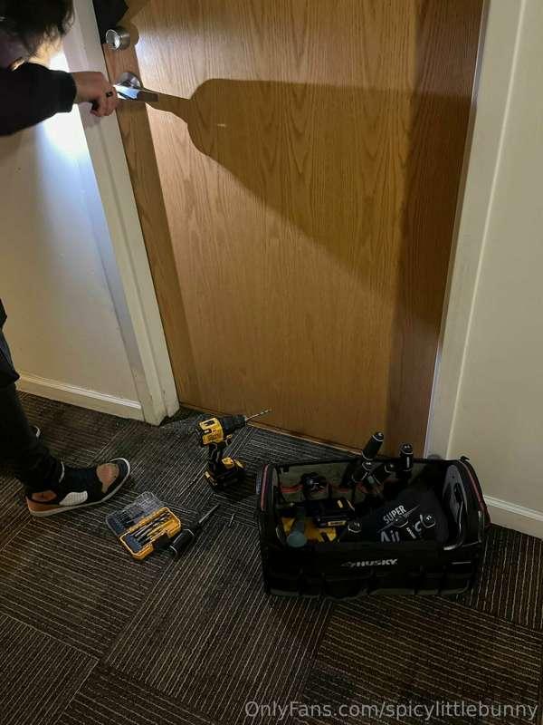 ***locked out of my condo*** need donations for the locksmit..