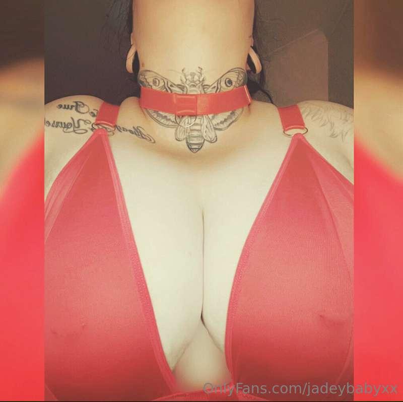 DISCOUNTS 🫶🏼
Videos $25 and under 
Pictures $20 and under 
A..