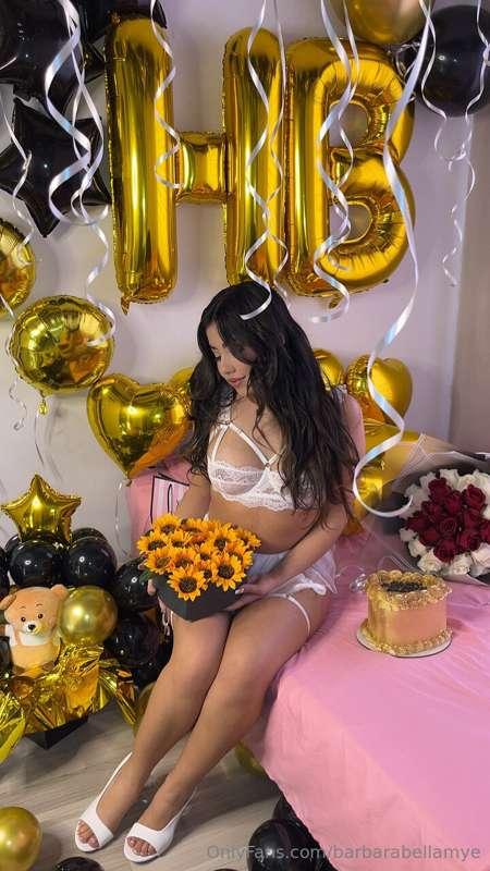 time to plan how u gonna spoil me😘 #ilovepresents