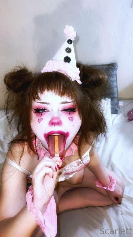 scarlettclown image #37