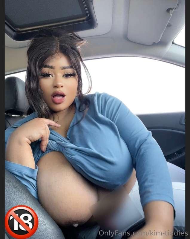 TIDDY FLASH 🔥💥☄️💦 say “AAAH”  @taste-kimtiddies