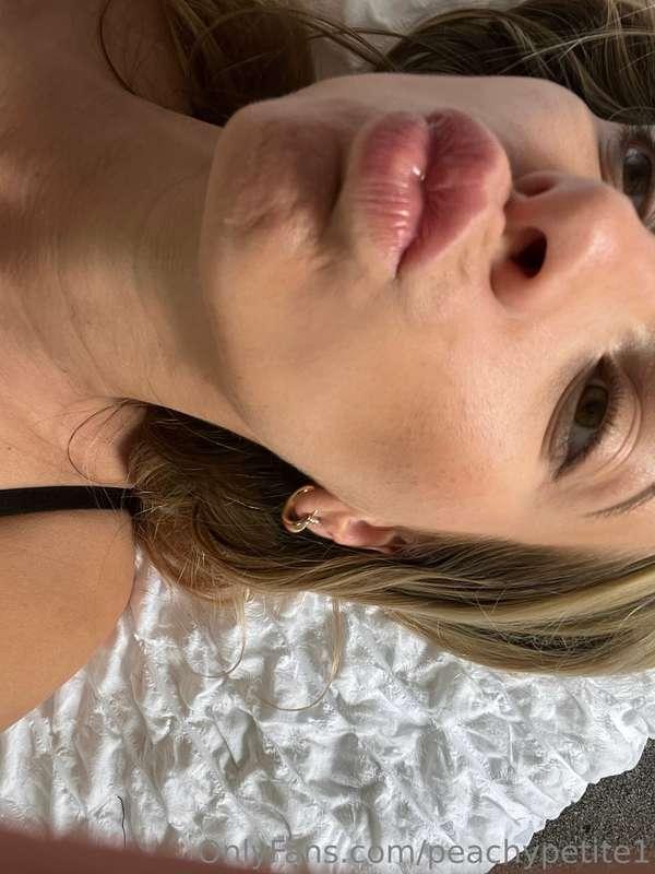 peachypetite1 image #0