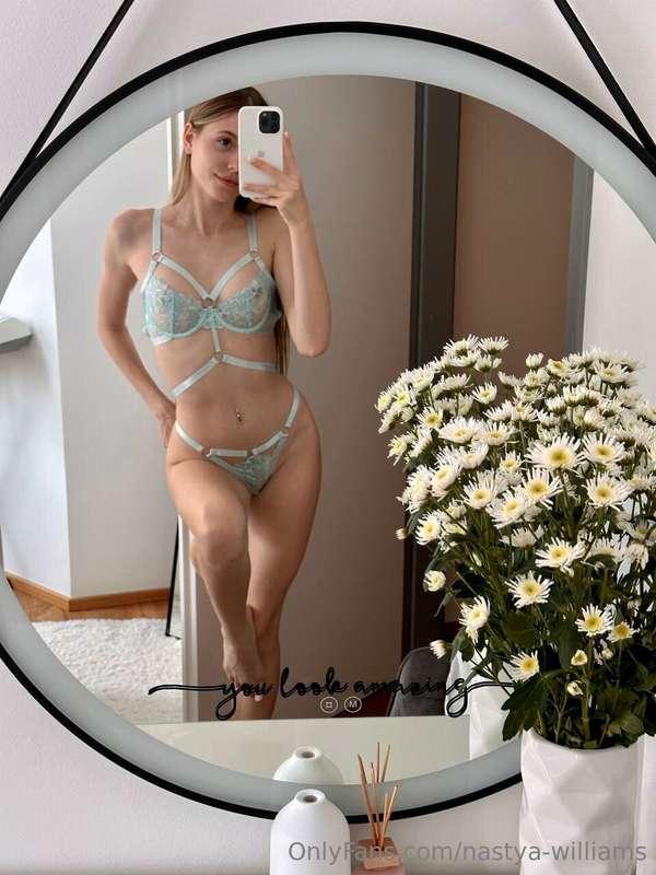 Does it matter to you what underwear I wear? 💙